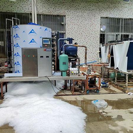 20吨风冷片冰机即将发往江苏某大型食品厂